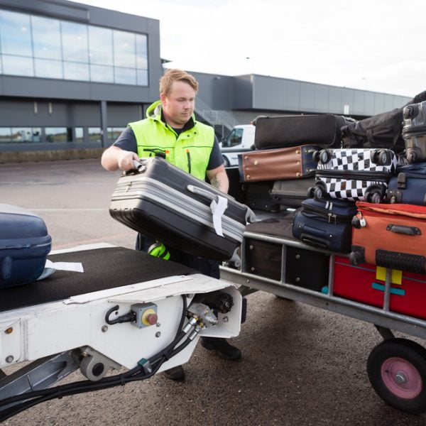 Kritieke arbeidsomstandigheden bagageafhandelaren Schiphol